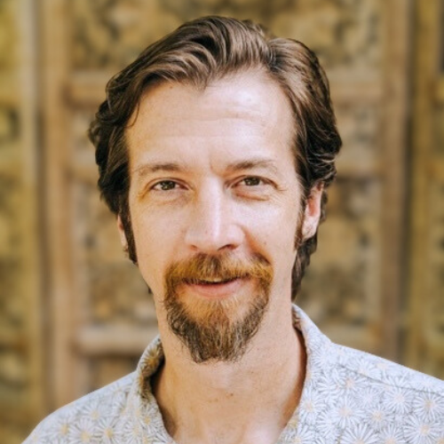 Tom Vale